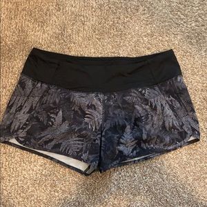 Lulu lemon running shorts